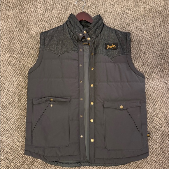 Howler Brothers Charcoal Quilted Vest - Picture 1 of 3